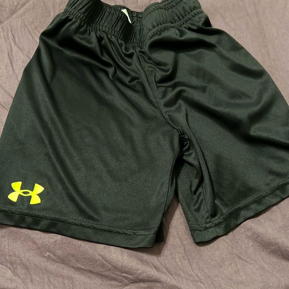 4 under armour short
